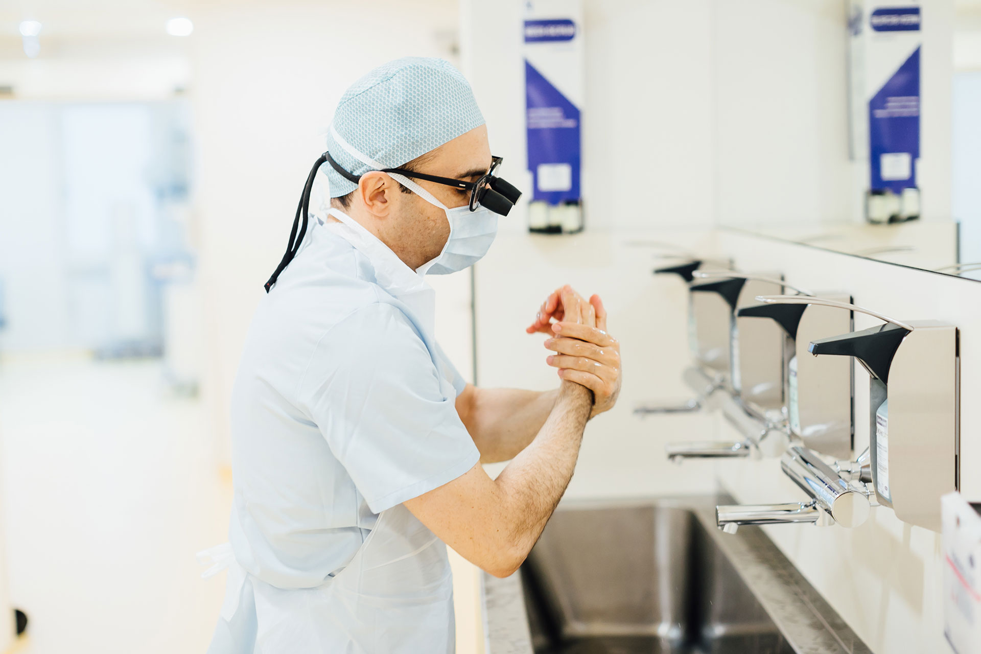 Präzisionsarbeit am OP-Tisch