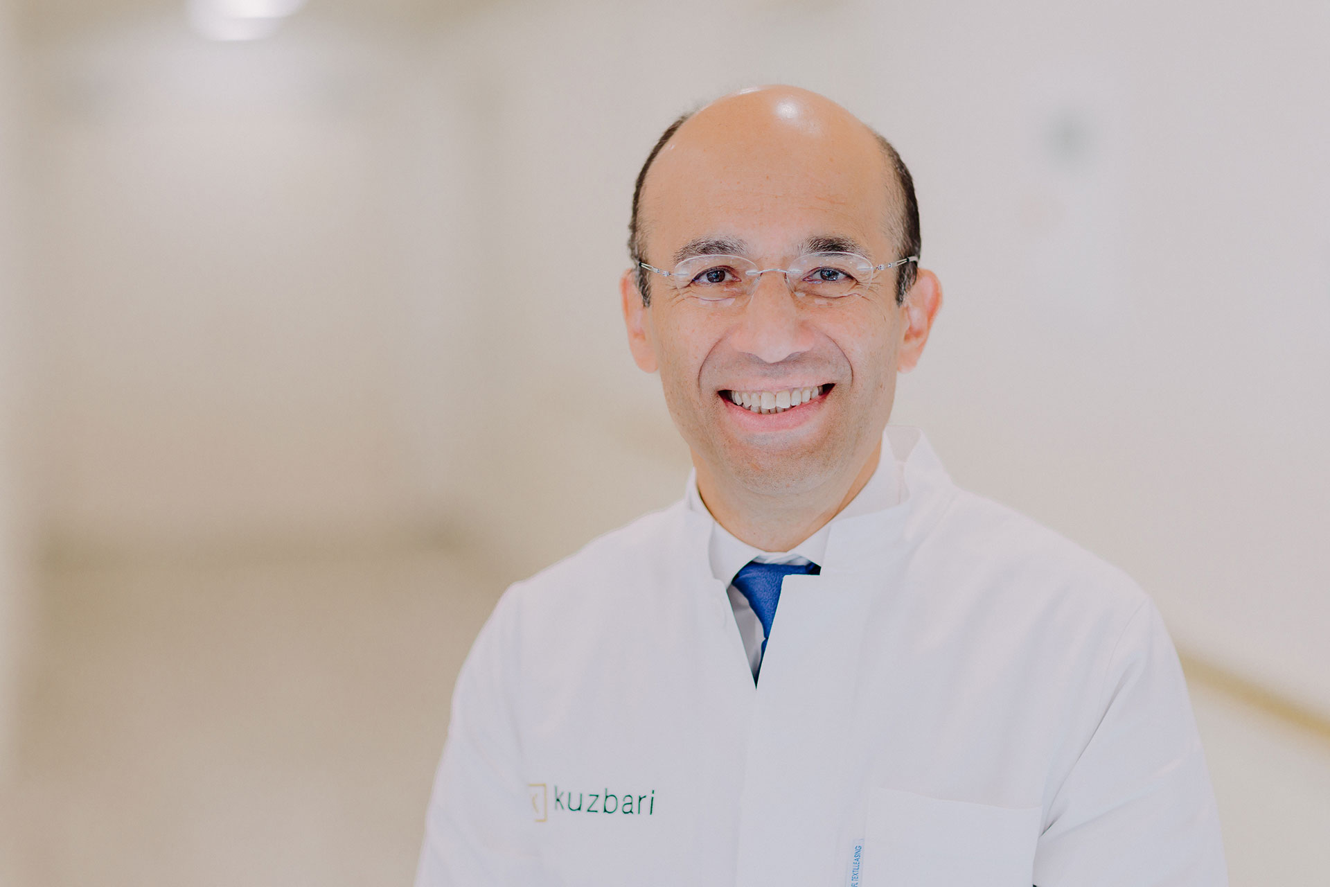 Univ. Doz. Dr. Rafic Kuzbari im Kuzbari Zentrum