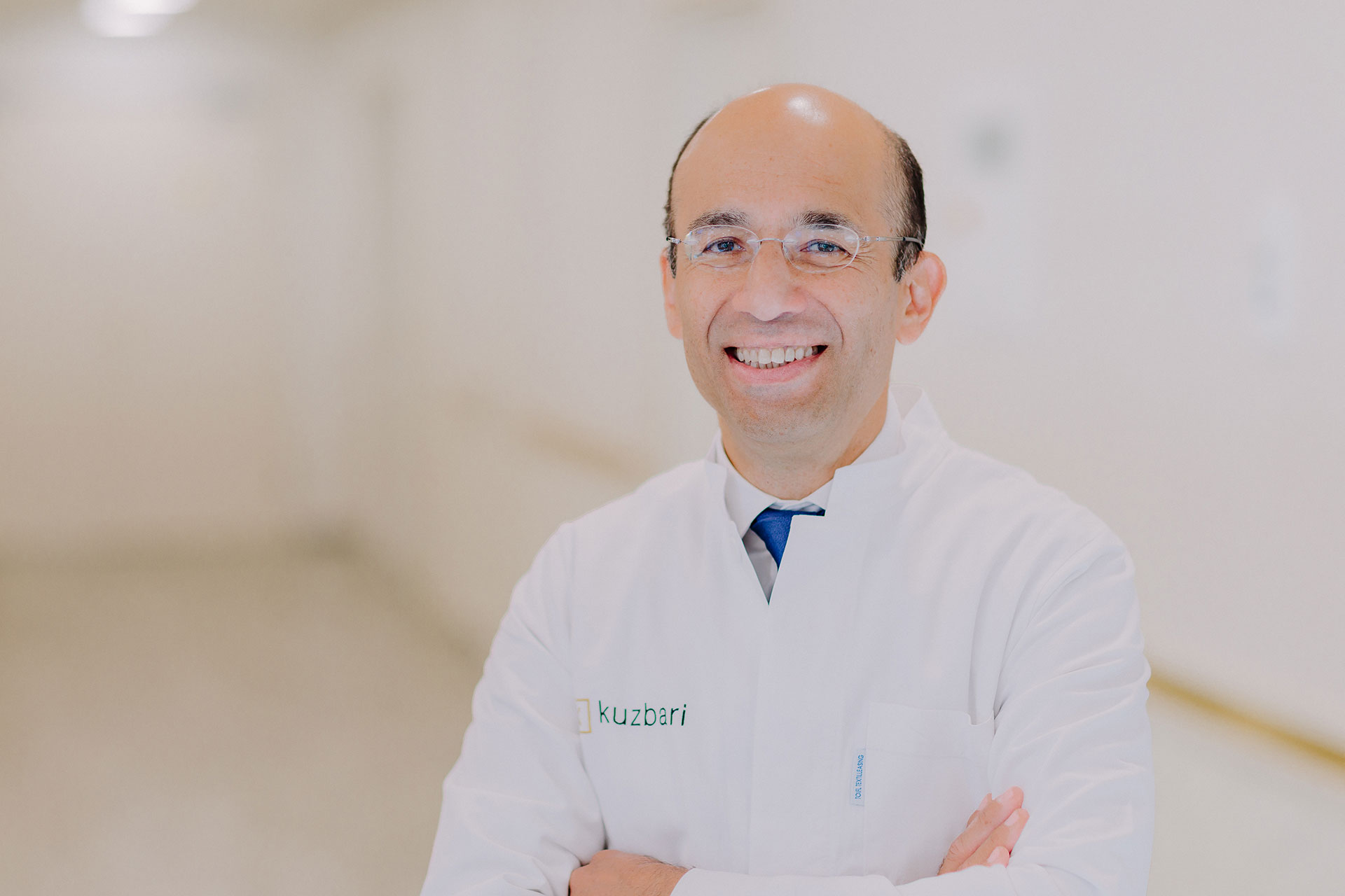 Dr. Rafic Kuzbari in seinem Wiener Zentrum